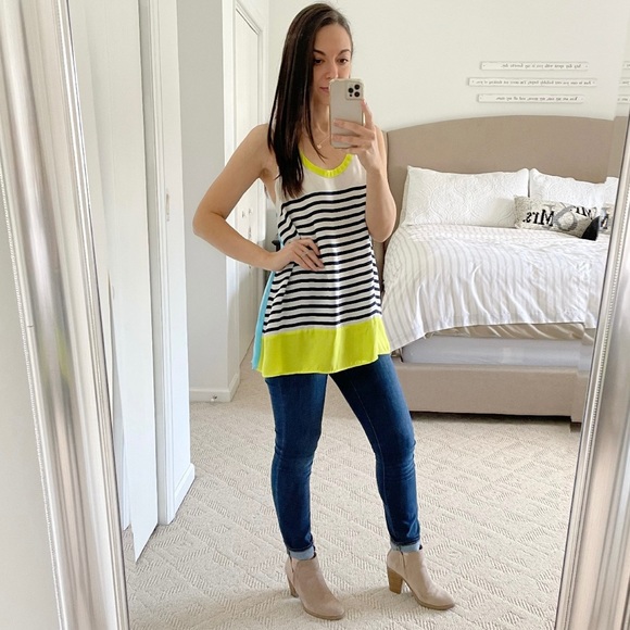 Anthropologie Top - Picture 3 of 7